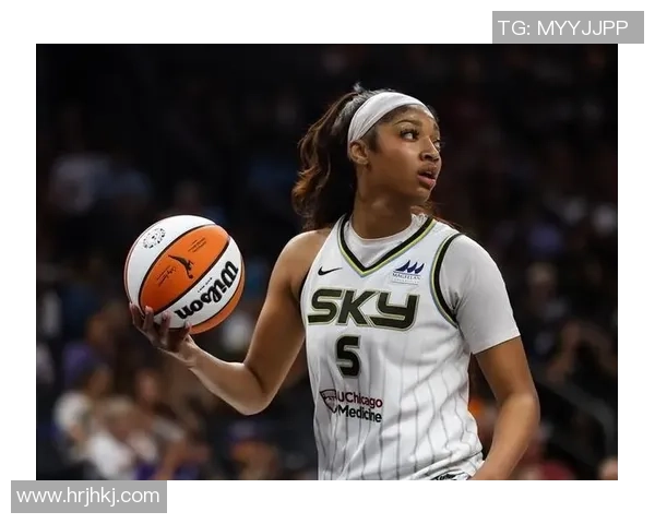 WNBA飞翼与梦想的激烈对决展现女篮魅力与实力较量